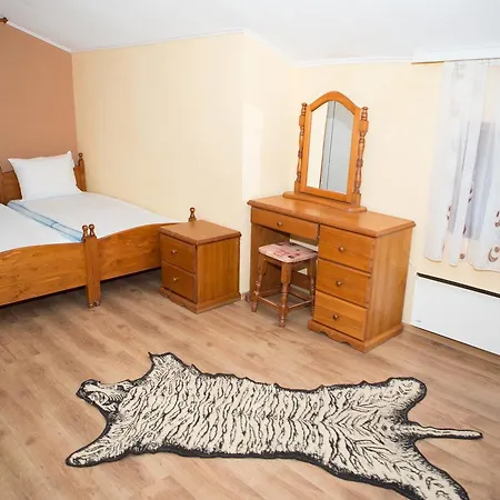 Къща За Гости Палма 게스트하우스 *